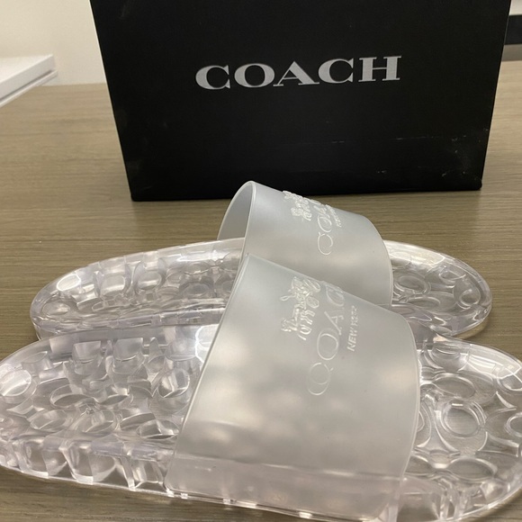 Coach Slides - Picture 5 of 5